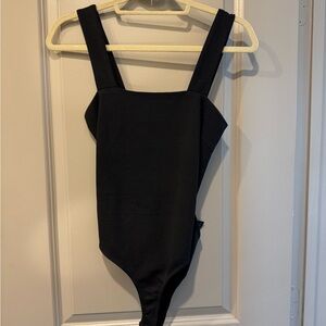 Black bodysuit with open back - Lulus